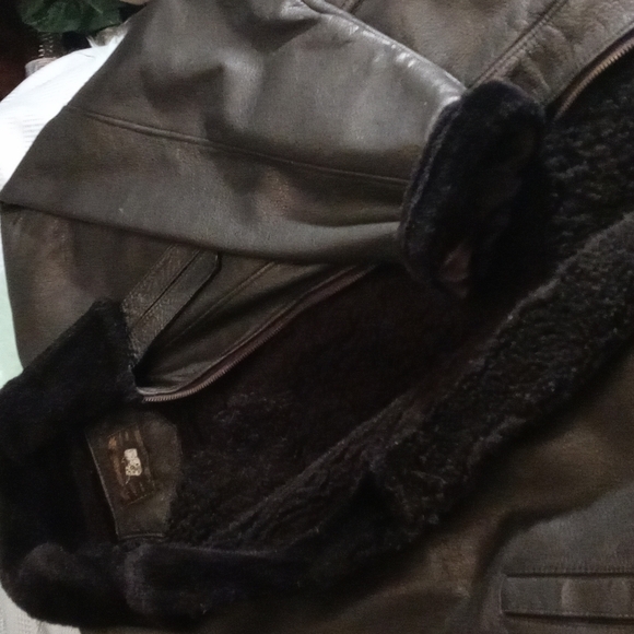 Black leather jacket with lining Deluxe jacket ✨️ - Picture 6 of 6